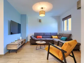 House with private pool, BBQ & garden | Sea view - Image 3