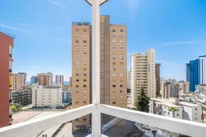 Holiday apartment with pool - Image 4