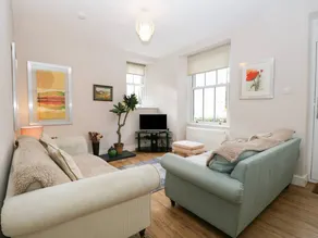 Family-friendly cottage with garden | Pets are welcome - Image 3