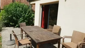 Fully equipped house with terrace & pool | Garden view - Image 2