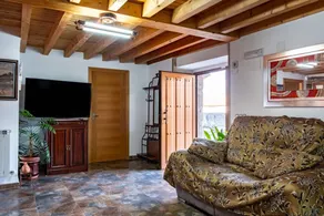 House with garden, terrace & barbeque | Mountain view | Suitable for remote work - Image 2