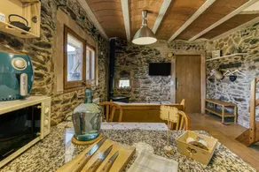 Apartment with garden & BBQ | Mountain view - Image 4