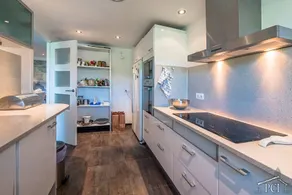 Familienorientiertes schönes Ferienhaus mit Garten, Pool und Terrasse | Gartenblick - Image 3