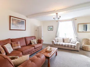 Children-friendly wonderful cottage with garden & hot tub | Pets are welcome - Image 4