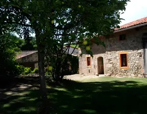 Espectacular casa rural apta para niños con barbacoa, jardín y terraza | Vistas a la montaña | Admite perro - Image 2