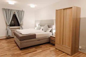 Apartment with pool | City view - Image 2