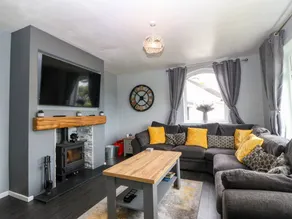 Cottage with garden - Image 4