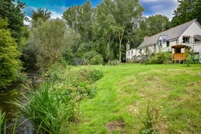 Maison de vacances avec terrasse, jardin et jacuzzi | Vue jardin - Image 3