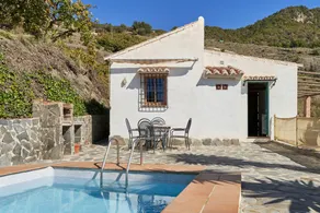 Gemütliches Ferienhaus mit schnellem Internet, privatem Pool und Terrasse | Bergblick | Ideal für Homeoffice - Image 5