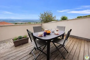 Gite with terrace - Image 3