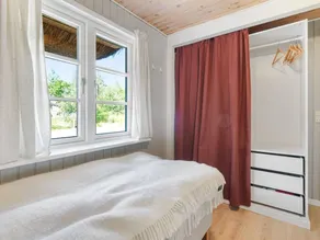 Holiday home with 1 room for 6 persons - Image 5