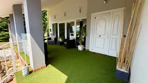 Holiday Home 'Romeo' with Mountain Views, Private Pool and Wi-Fi - Image 3