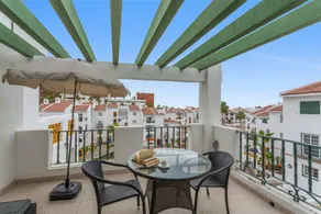 Exclusive Beachfront Apartment. - Image 2