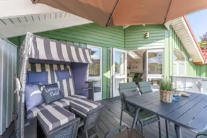 House with garden, terrace & BBQ | Lake view - Image 5