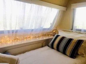 Vintage Caravan Ideal for a Romantic Glamping Getaway in Powys, Wales - Image 4