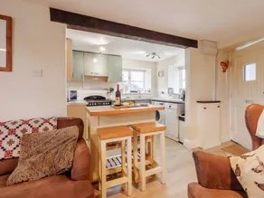 Fully equipped lovely cottage with garden | Pets allowed - Image 5