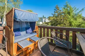 Ferienwohnung Inselzeit auf 2 Etagen mit Strandkorb und Balkon - Image 2