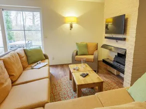 Family-friendly bungalow with terrace & heated pool | Dogs allowed - Image 4