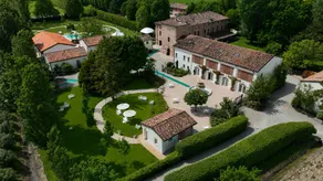 Villa with private pool, terrace & hot tub - Image 3