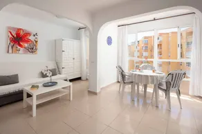 Appartement avec piscine | Vue mer - Image 3