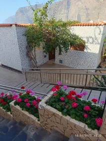 Comfortable bungalow in Santiago del Teide - 60 m² with balcony - Image 4