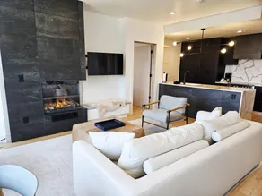 Flat with private pool - Image 2