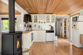 Family-oriented holiday home with terrace, garden & barbeque - Image 3