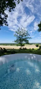 Fully equipped wonderful house with pool, jacuzzi & BBQ | Garden view | Pets allowed - Image 2