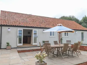 Family-friendly beautiful cottage with garden | Beach view | Pets allowed - Image 3