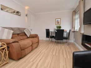 Espléndida casa totalmente equipada con jardín | Admite mascotas - Image 3
