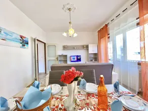 Flat with terrace - Image 5