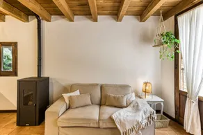 Holiday Home 'El Niu' with Mountain View, Wi-Fi and Air Conditioning - Image 5