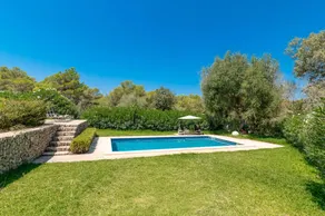 Villa with garden, barbeque & terrace - Image 5