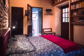 Lovely B&B with garden - Image 5