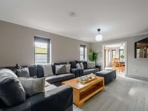 Fully equipped holiday home with hot tub & garden | Pet-friendly - Image 2