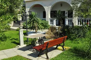 Fully equipped lovely holiday home with garden & sauna - Image 5