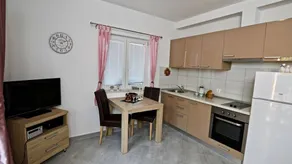 Nice apartment with barbeque - Image 3