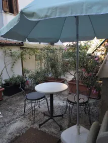 Casa con griglia - Image 2