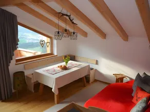Apartment Wiesengrün mit Bergblick, Balkon und WLAN - Image 3