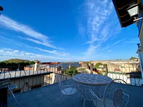 Child-friendly ample house with fast internet, garden & barbeque | Mountain view | Perfect for remote work | Pets allowed - Image 2