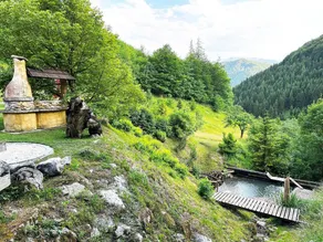 Cabin with barbeque & garden - Image 3