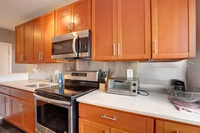Philadelphia Apartment, Near Transit + Sites! - Image 4
