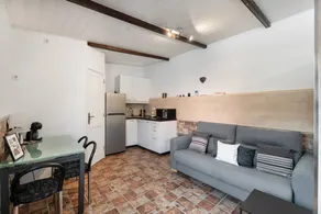 Holiday home with BBQ, terrace & heated pool | Sea view | Perfect for remote work - Image 4