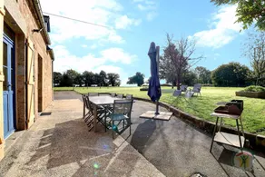 Gite with garden, terrace & barbeque - Image 2