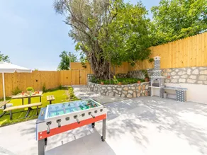 Fully equipped nice house with barbecue, garden & private pool | Mountain view - Image 5