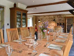 Family-oriented nice cottage with garden | Pets allowed - Image 4