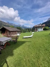 Appartement de vacances avec terrasse, barbecue et jardin | Vue montagne - Image 3