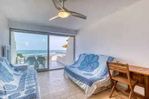 Apartment "Première Ligne Avec Terrasse" with Sea View, Private Terrace & Wi-Fi - Image 5