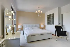 Fully equipped house with pool, garden & hot tub | Next to the beach - Image 5