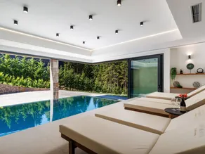 Fully equipped house with sauna, terrace & private pool | Lake view - Image 2